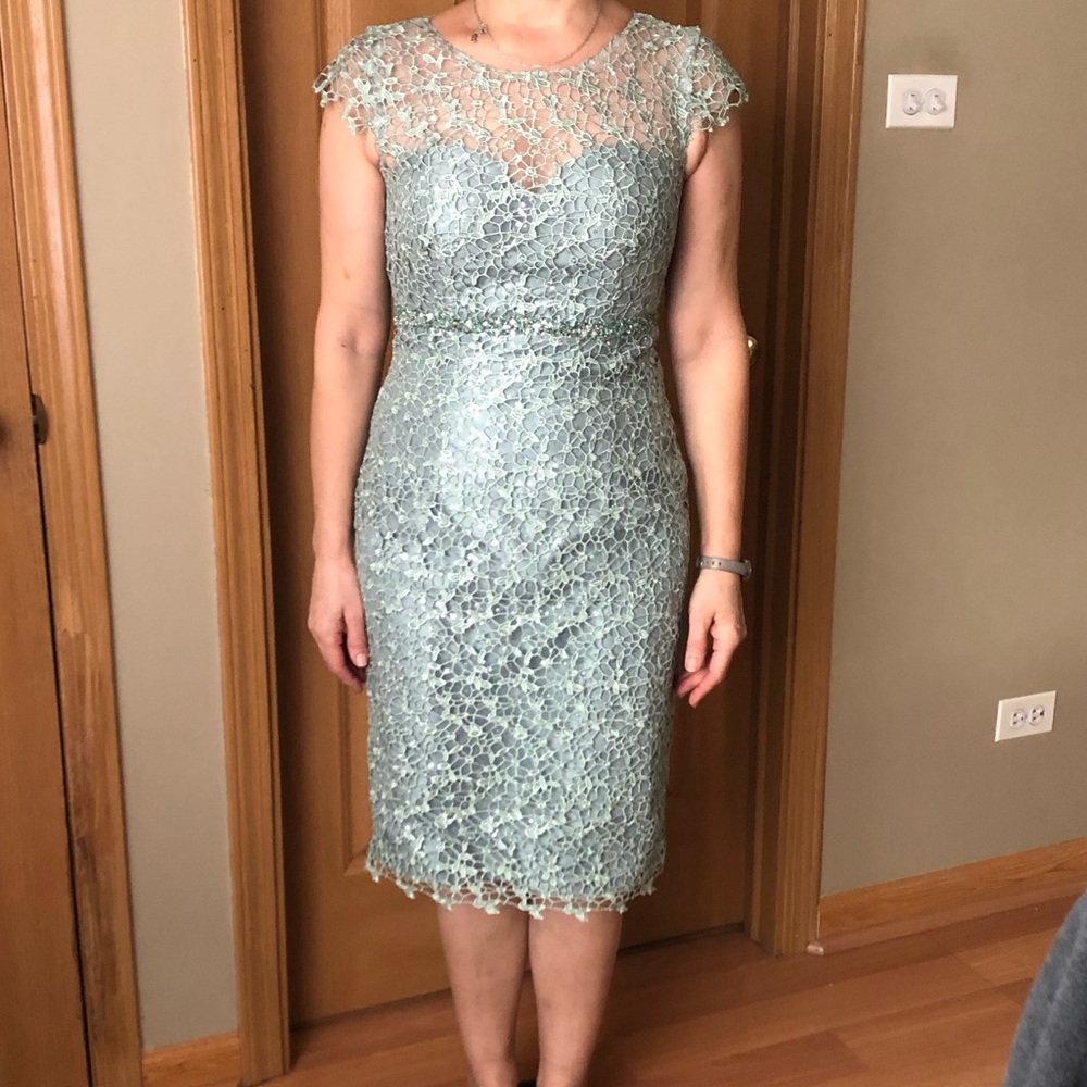 Pretty green sequin midi dress